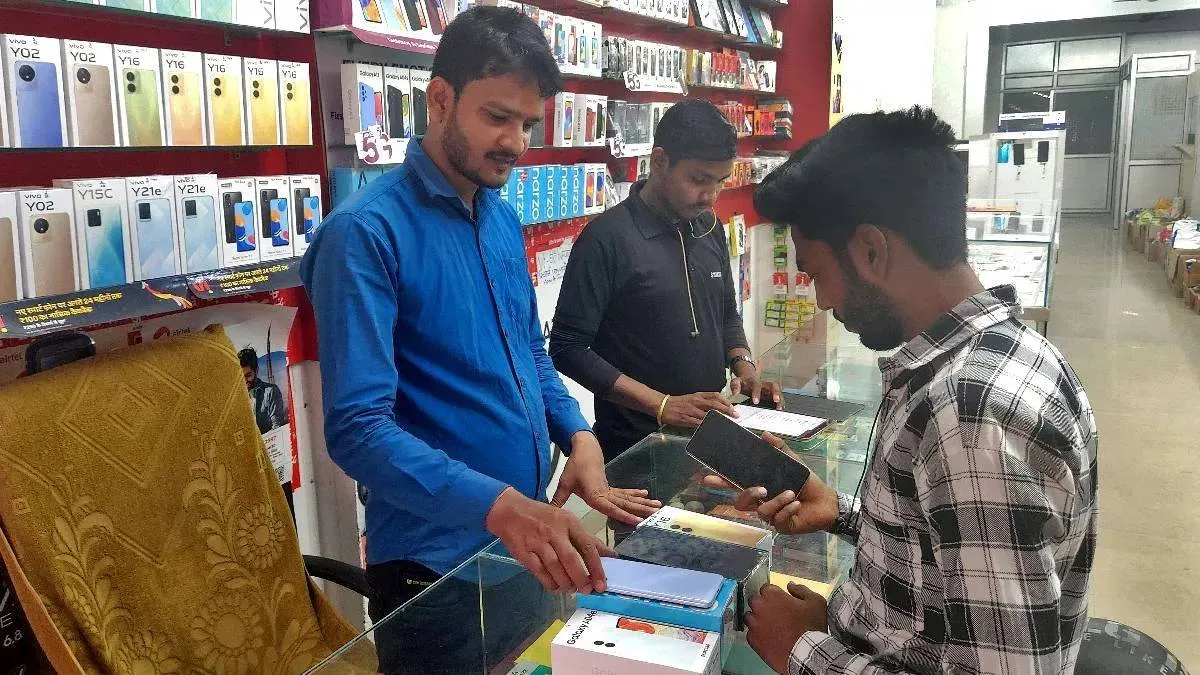 Smartphone Sale- India TV Hindi