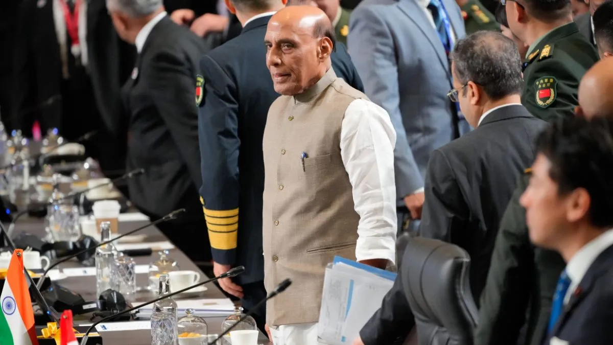 ASEAN की बैठक के दौरान रक्षा मंत्री राजनाथ सिंह। - India TV Hindi