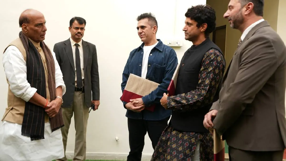 rajnath singh farhan akhtar- India TV Hindi