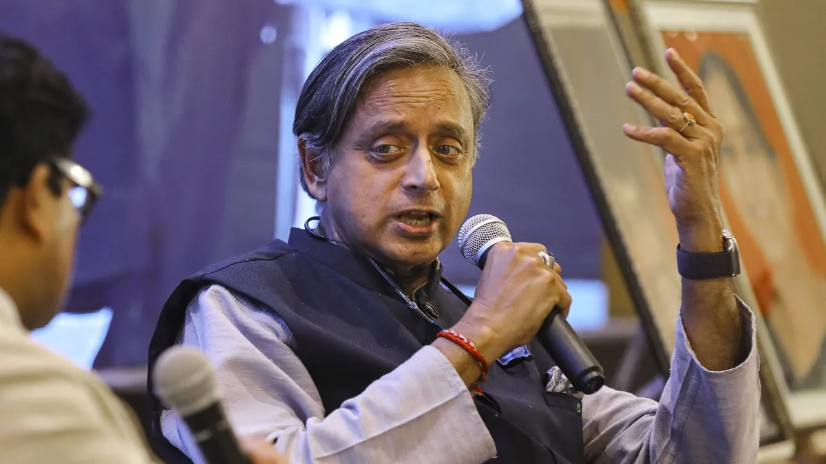 shashi tharoor- India TV Hindi