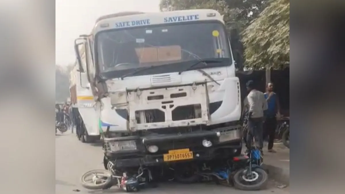 ट्रक ने कई वाहनों को मारी टक्कर। - India TV Hindi