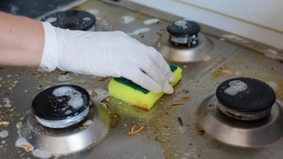 गैस बर्नर साफ करने का घरेलू नुस्खा- India TV Hindi