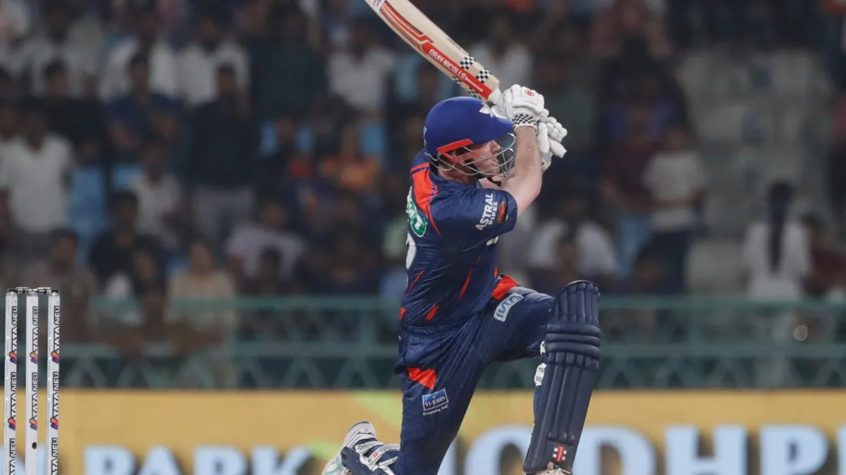 ashton turner- India TV Hindi