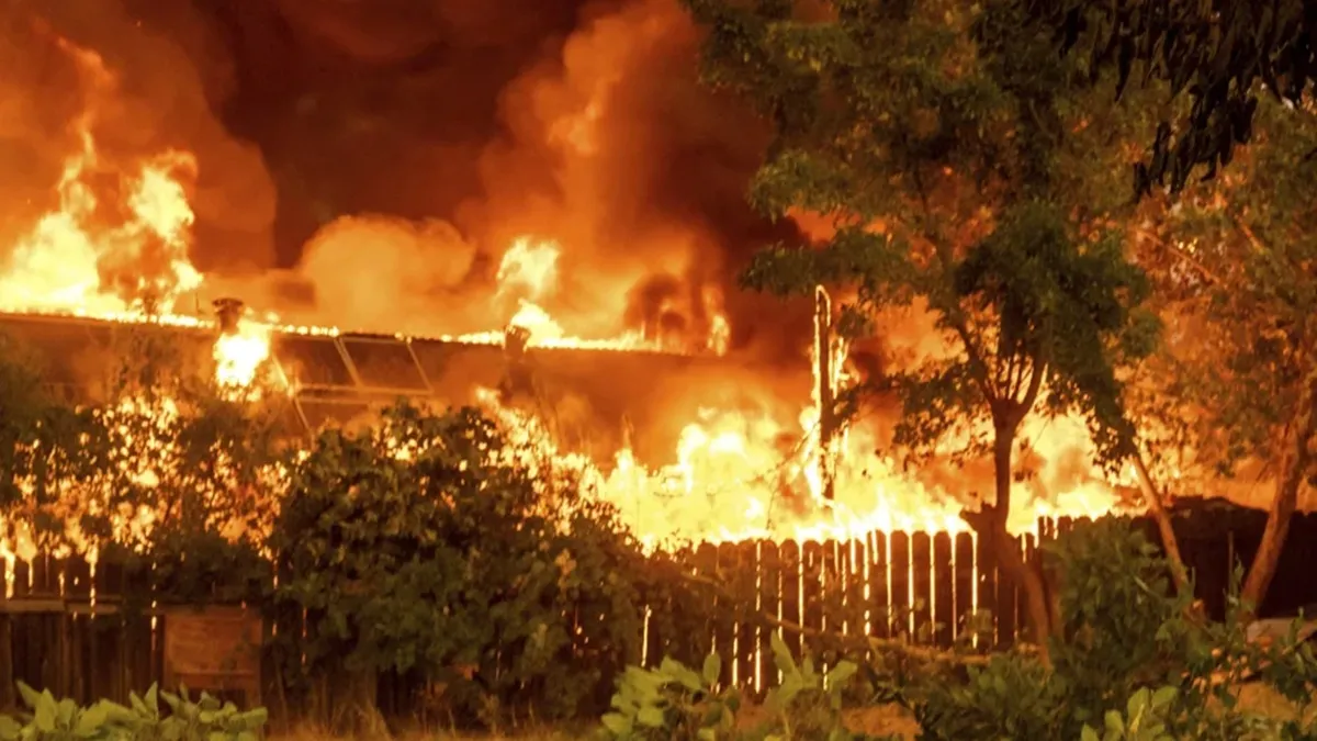 China Building Fire (Representational Image)- India TV Hindi