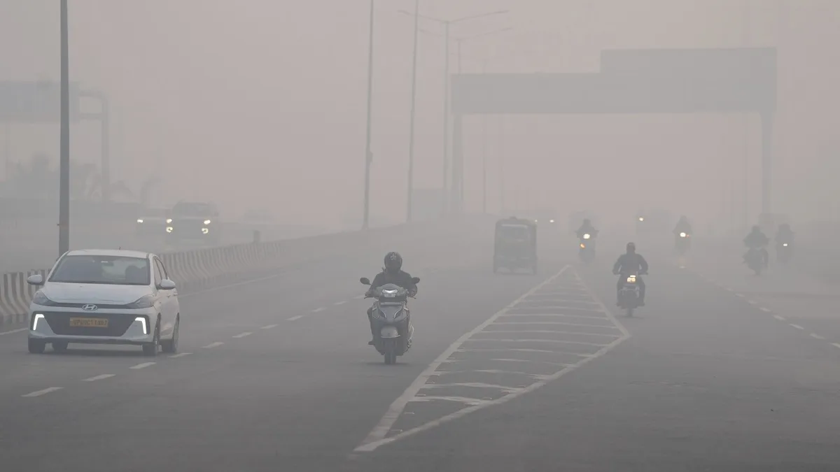 delhi ncr dense fog- India TV Hindi