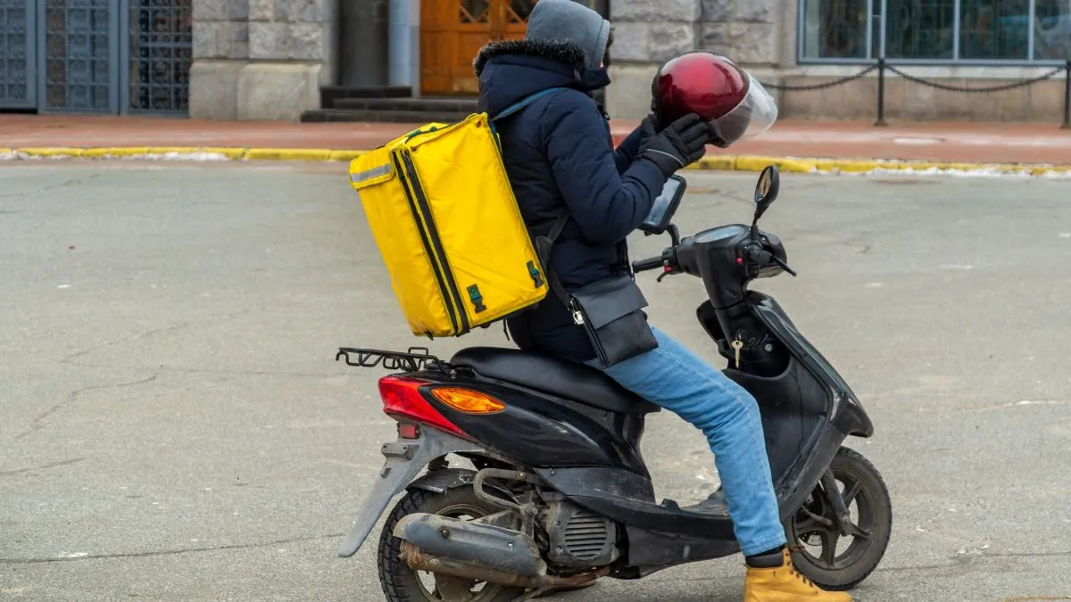 डिलीवरी बॉय ने 5 साल...- India TV Paisa