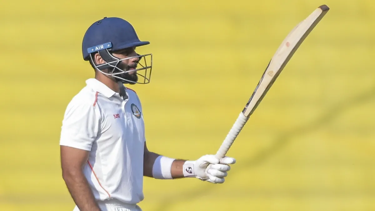 ध्रुव शौरी- इंडिया टीवी हिंदी