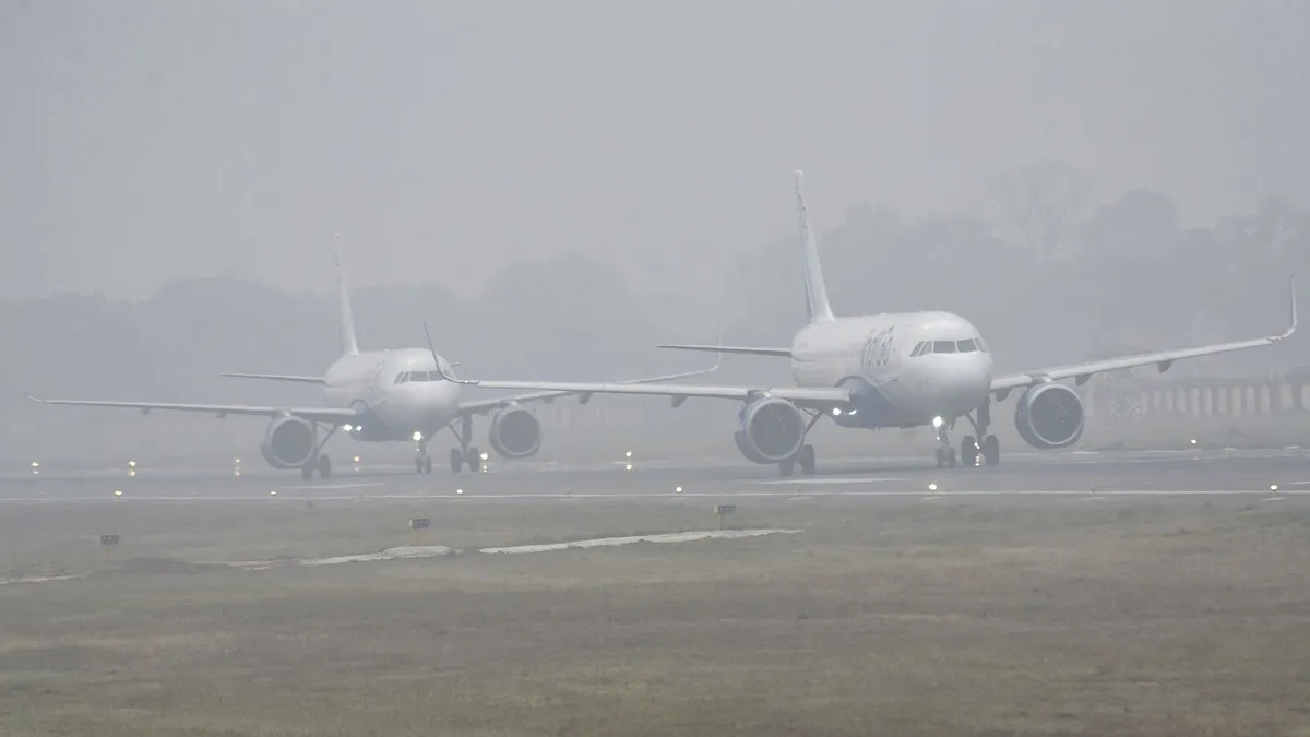 flights late due to fog- India TV Hindi