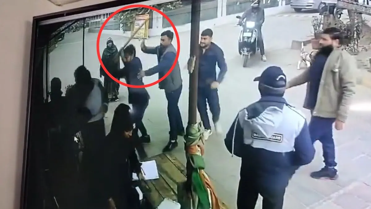 Ghaziabad security guard beating- India TV Hindi