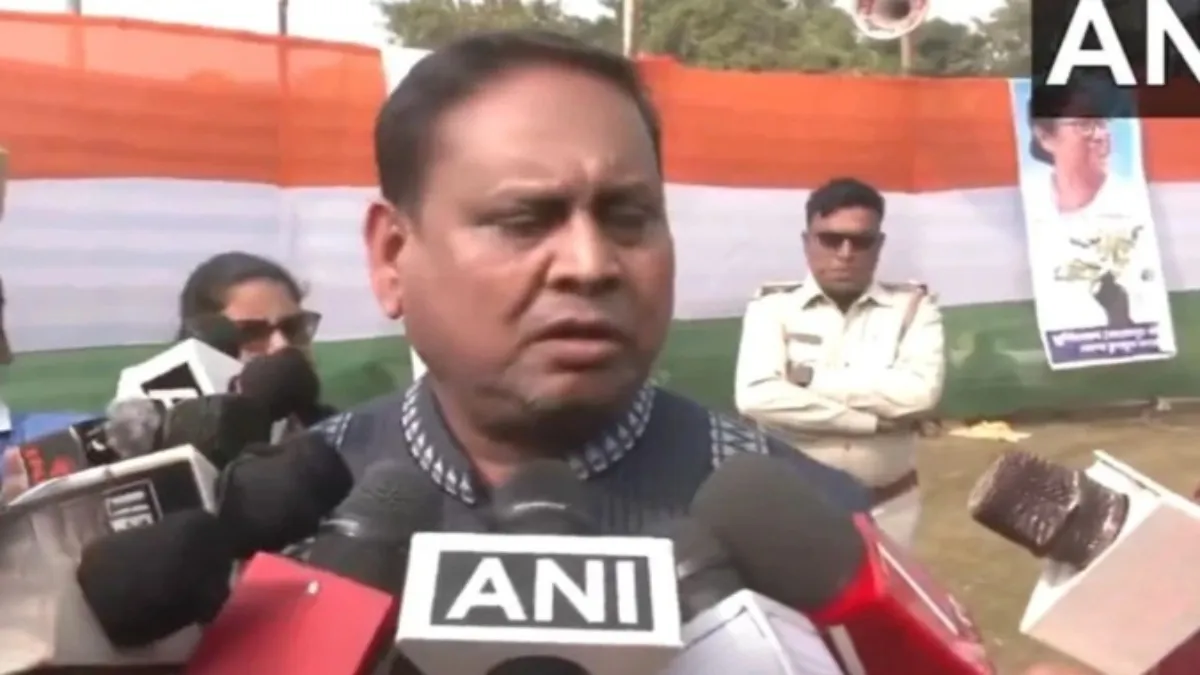 हुमायूं कबीर- India TV Hindi