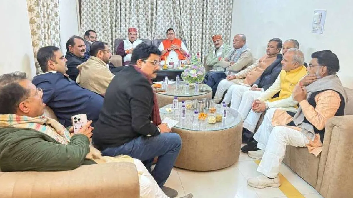 ब्राह्मण विधायकों की बैठक की तस्वीर- इंडिया टीवी हिंदी