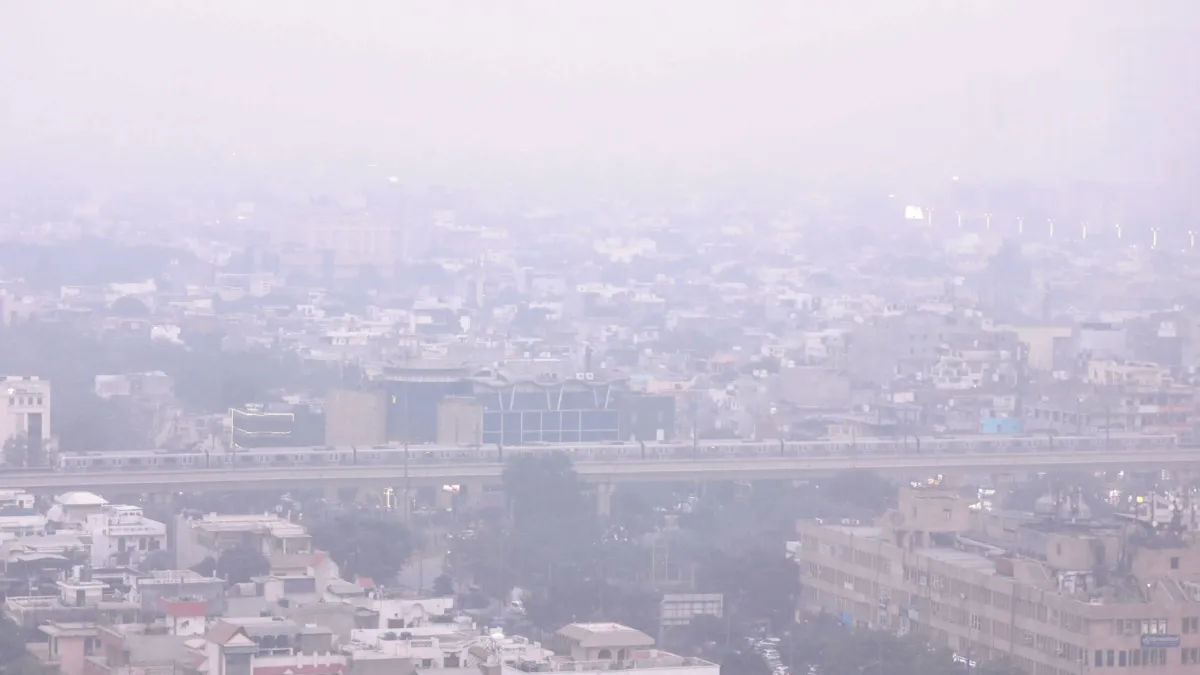 दिल्ली में वायु प्रदूषण से छाई धुंध- India TV Hindi