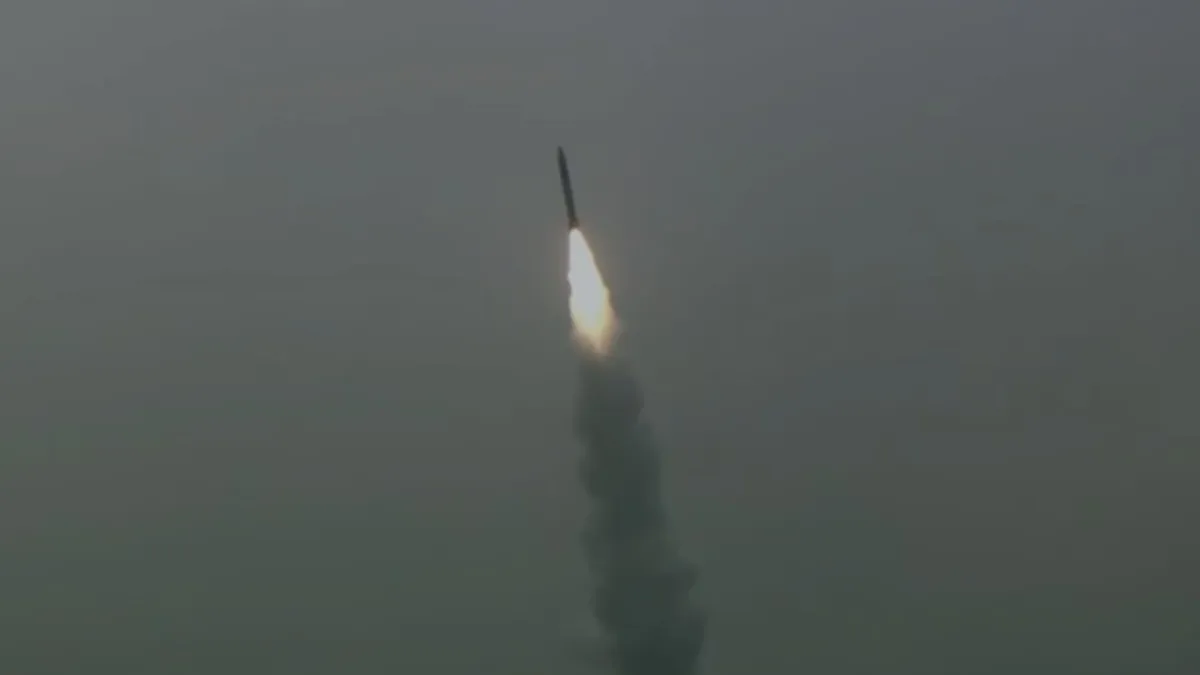 प्रलय मिसाइल का सफल परीक्षण - इंडिया टीवी हिंदी