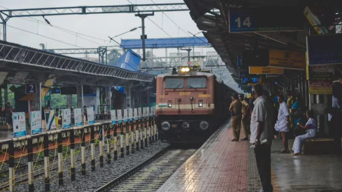 which railway station train for every stations, railway Mathura junction, Mathura junction railway s- India TV Hindi