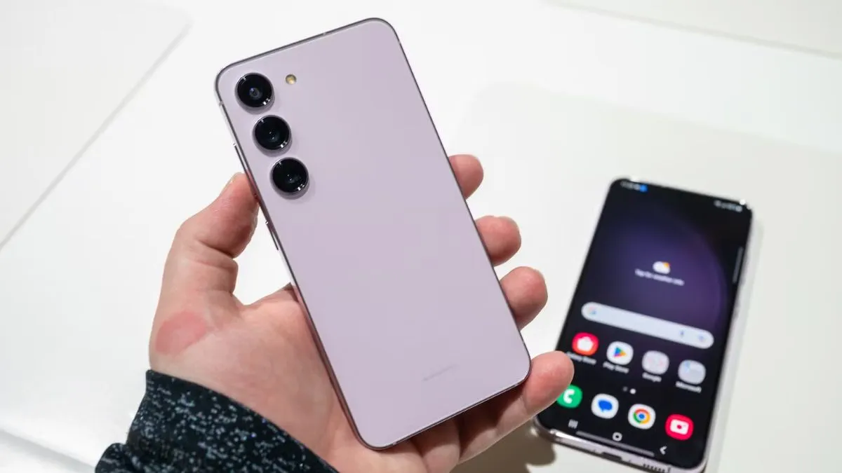 Samsung Smartphones- India TV Hindi