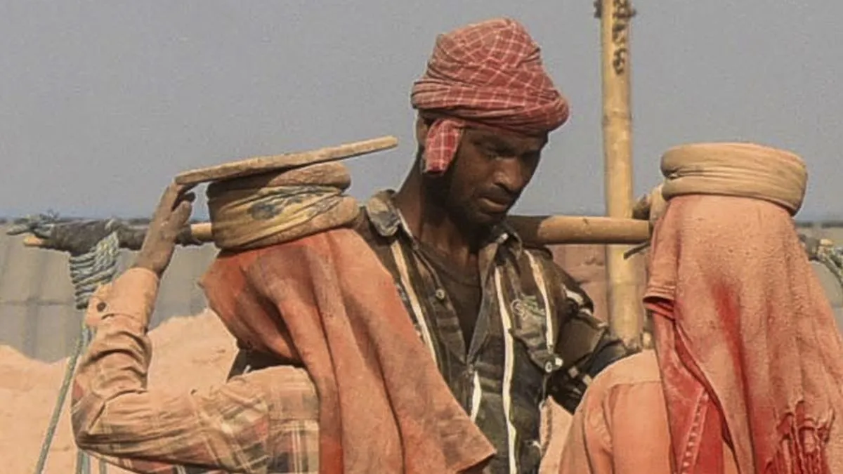 Labour- India TV Hindi