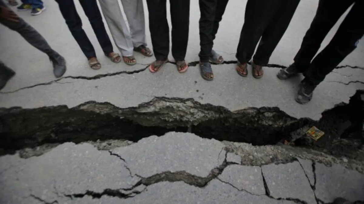 नेपाल में भूकंप की प्रतीकात्मक फोटो। - India TV Hindi