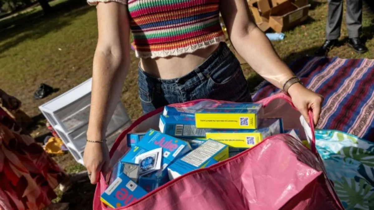 चीन ने कंडोम पर लगा दिया हाई टैक्स।- India TV Hindi