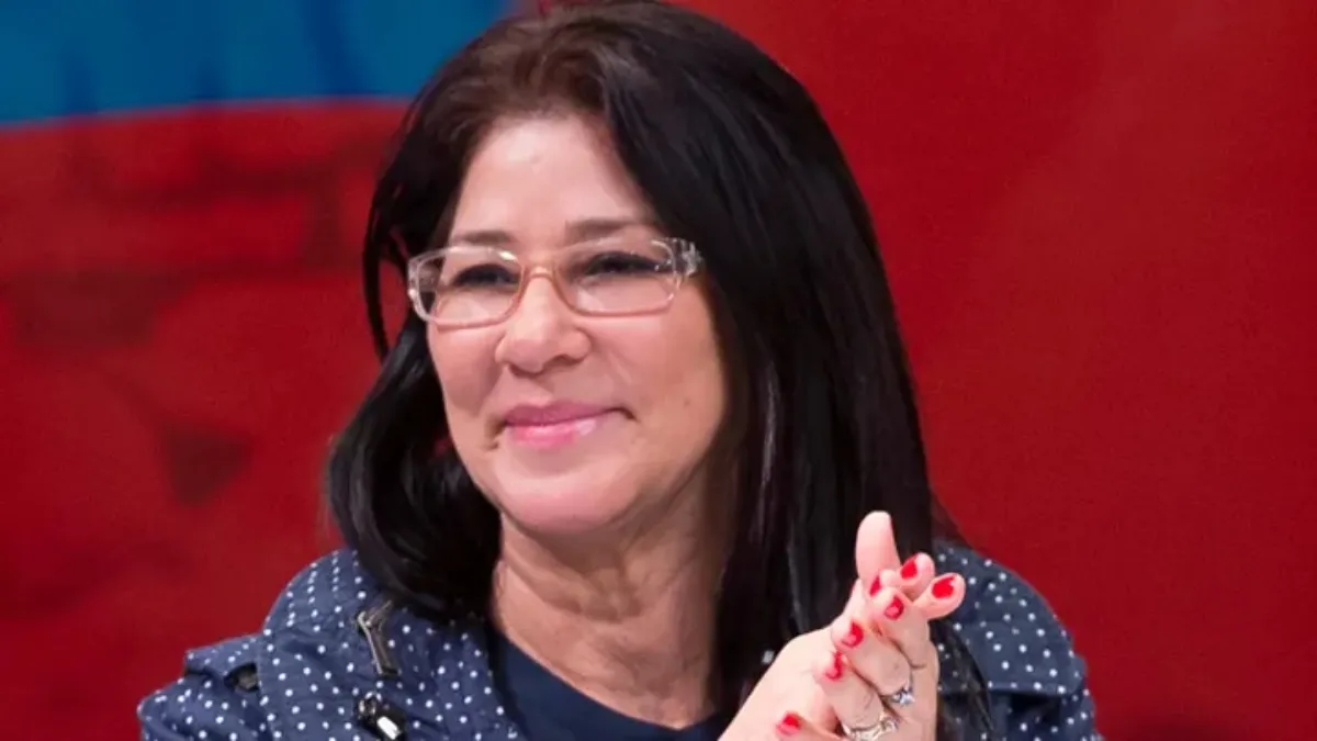 सिलिया फ्लोरेस- इंडिया टीवी हिंदी