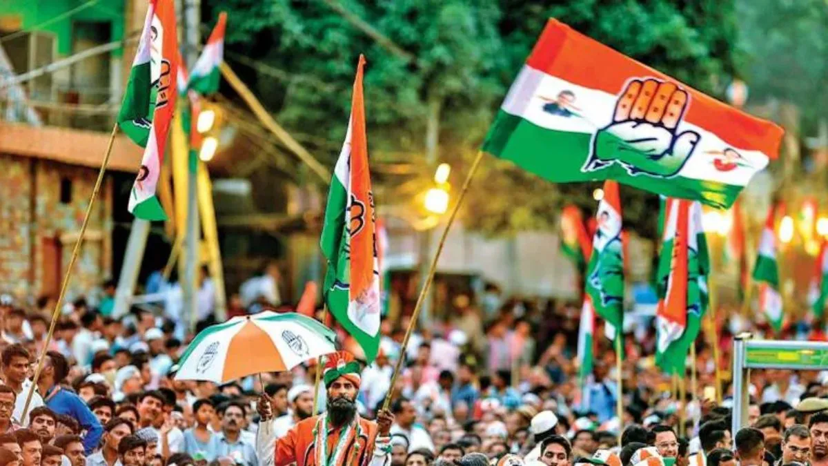 Ambarnath Congress councillors suspended, Congress BJP alliance controversy- India TV Hindi