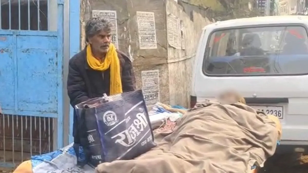 पत्नी की मौत से दुखी पति- India TV Hindi