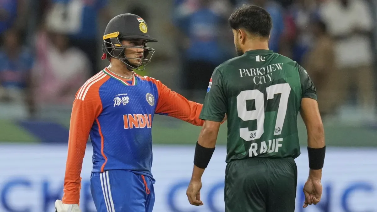 अभिषेक शर्मा और हारिस रऊफ- इंडिया टीवी हिंदी