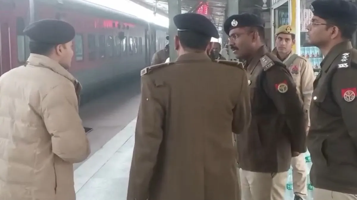 मऊ- इंडिया टीवी हिंदी