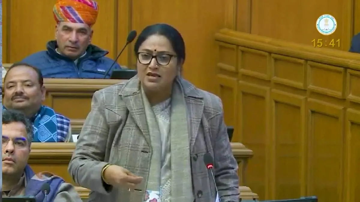 दिल्ली की सीएम रेखा गुप्ता- India TV Hindi