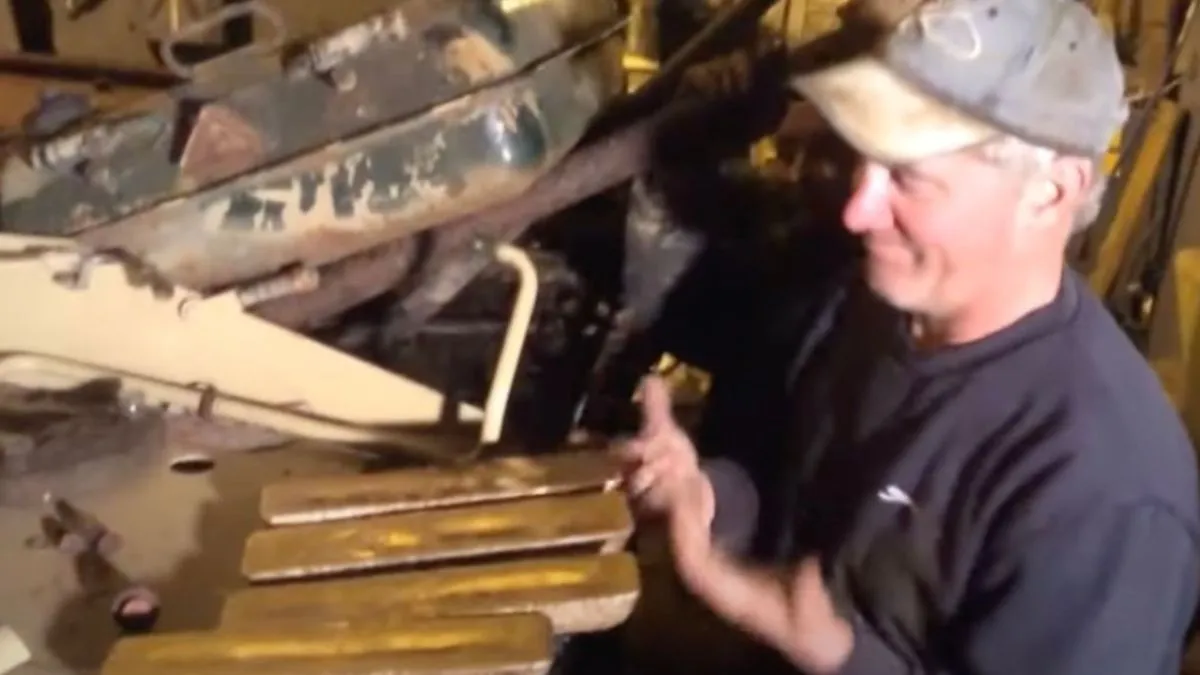 man buys tank, man find gold in tank, eBay, Gulf War, Soldiers, Ukraine, viral news, viral news in h- India TV Hindi