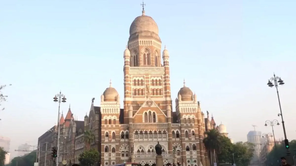 बीएमसी ने वित्तीय वर्ष 2026–27 के लिए अपना बजट पेश किया है।- India TV Paisa