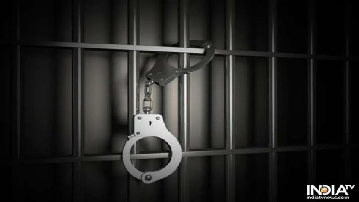 पाकिस्तान नाबालिग लड़कियों के साथ रेप का आरोपी गिरफ्तार (सांकेतिक तस्वीर) - India TV Hindi