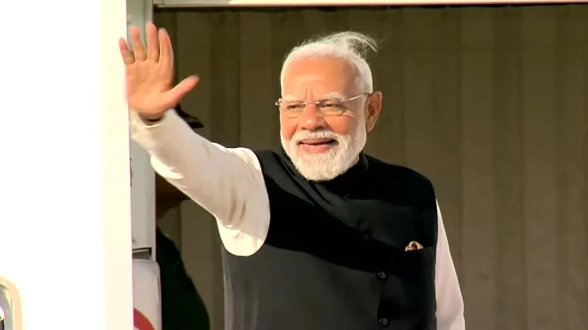 इजरायल से भारत के लिए रवाना हुए पीएम मोदी- India TV Hindi