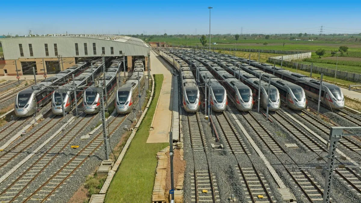 rapid rail, difference between metro rrts and train, rapidx train in india, rapid train, rapid rail - India TV Hindi