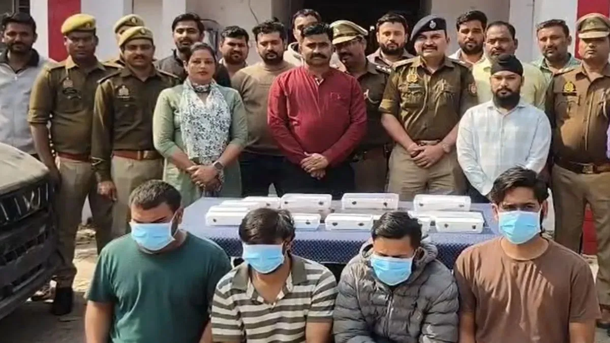 सीतापुर पुलिस...- इंडिया टीवी हिंदी