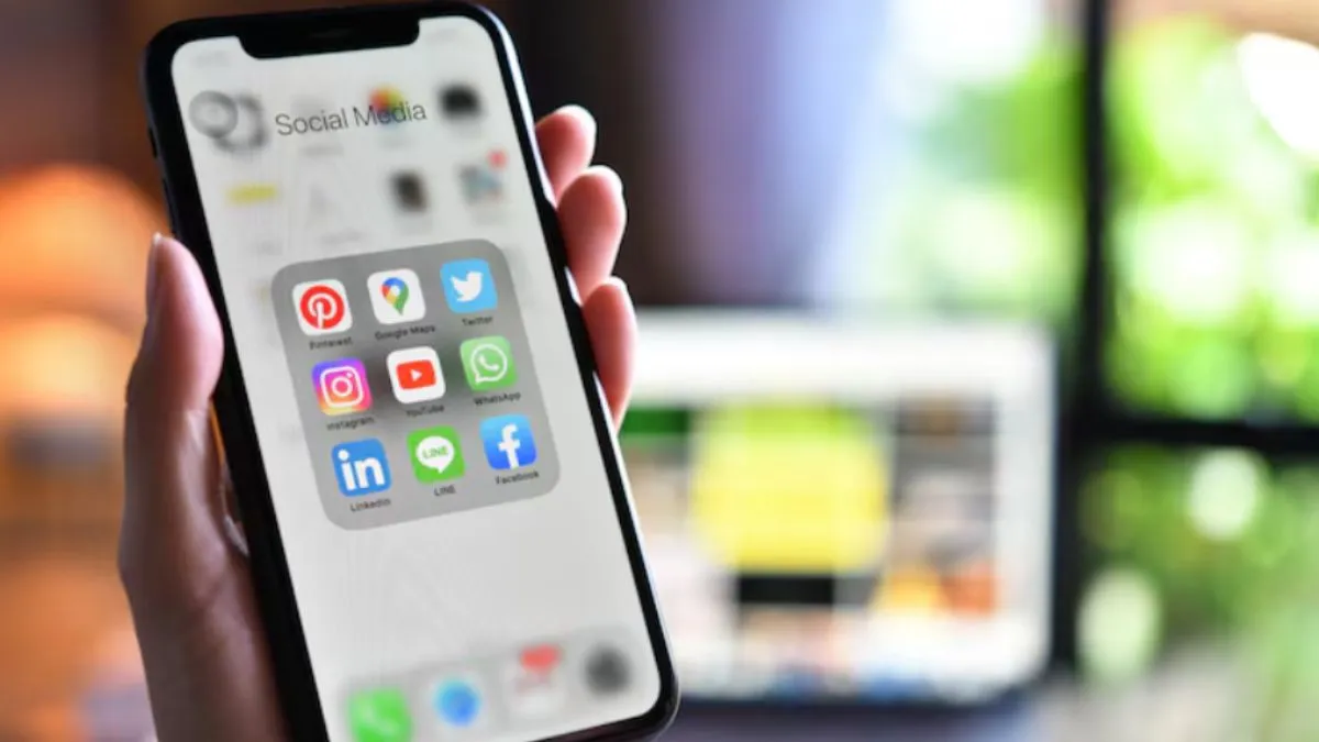 career switch,Ravi Handa,viral post,WhatsApp chat,advocate,social media, viral news, india tv - India TV Hindi