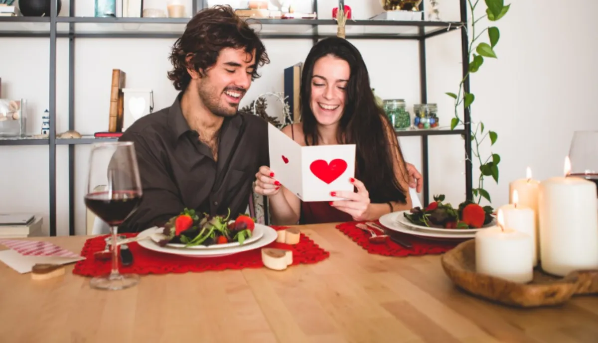 वैलेंटाइन वीक 2026- India TV Hindi