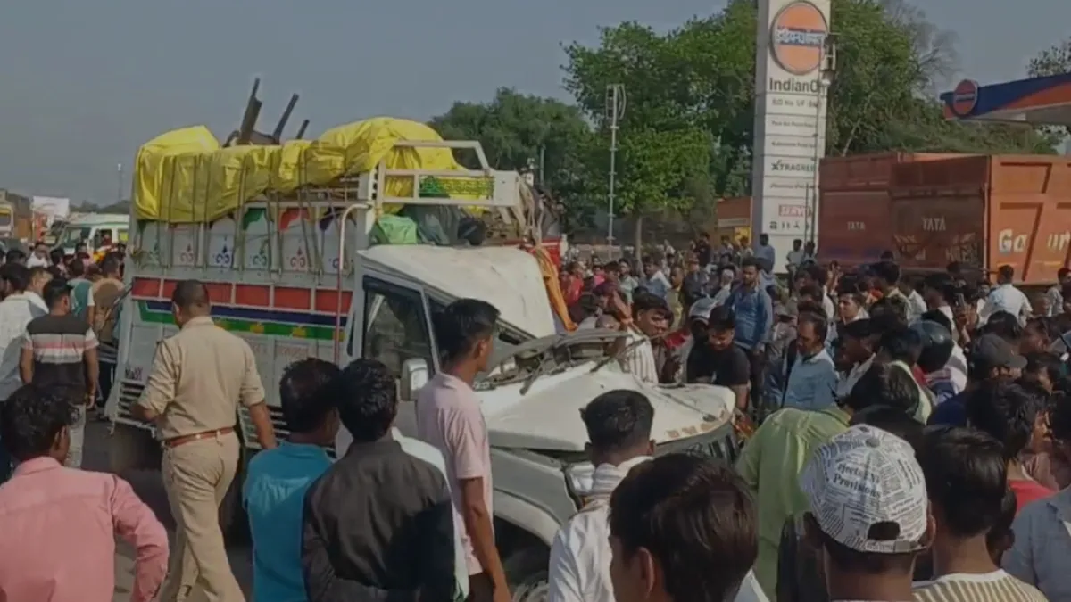 कौशांबी में भीषण सड़क हादसा- India TV Hindi