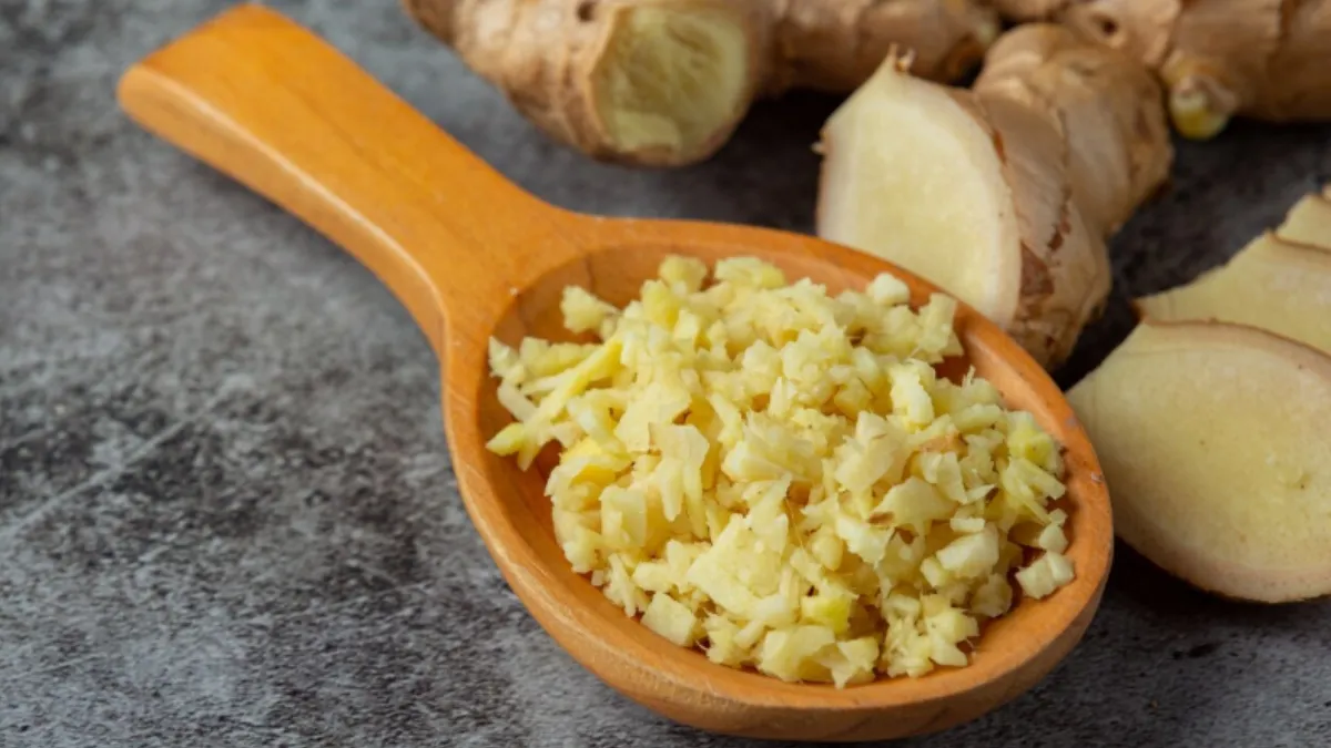 अदरक चबाने के फायदे- India TV Hindi