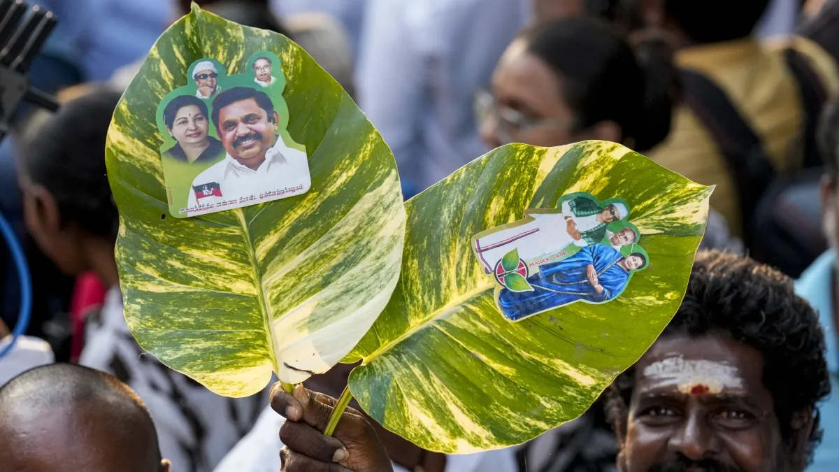 तमिलनाडु चुनाव के लिए AIADMK ने तीसरी लिस्ट की जारी- India TV Hindi