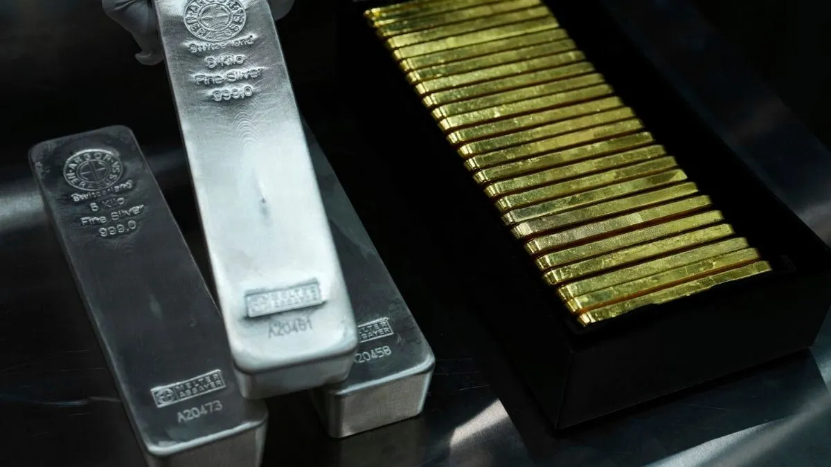 Silver Gold Rates, gold price silver price, today gold rate, today gold price, tanishq, gold price t- India TV Paisa