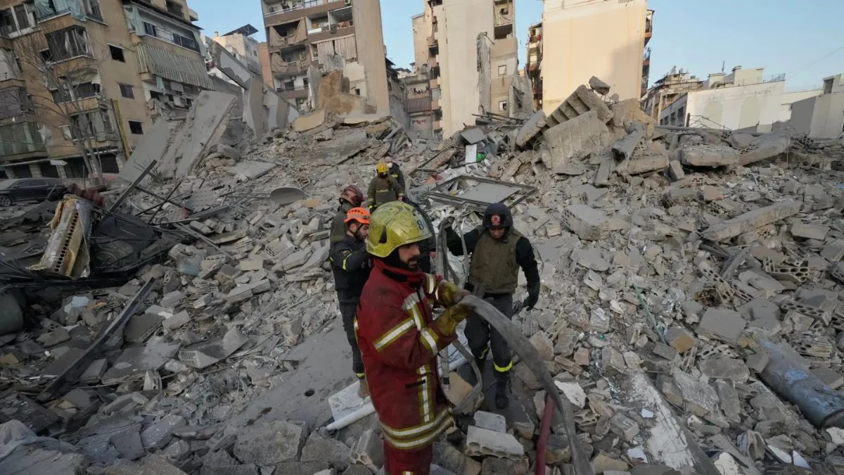 इजरायल ने सेंट्रल बेरूत में हिजबुल्लाह के ठिकानों को ध्वस्त कर दिया । (फाइल)- India TV Hindi