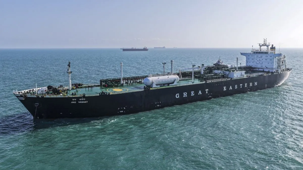 petroleum ship- India TV Hindi