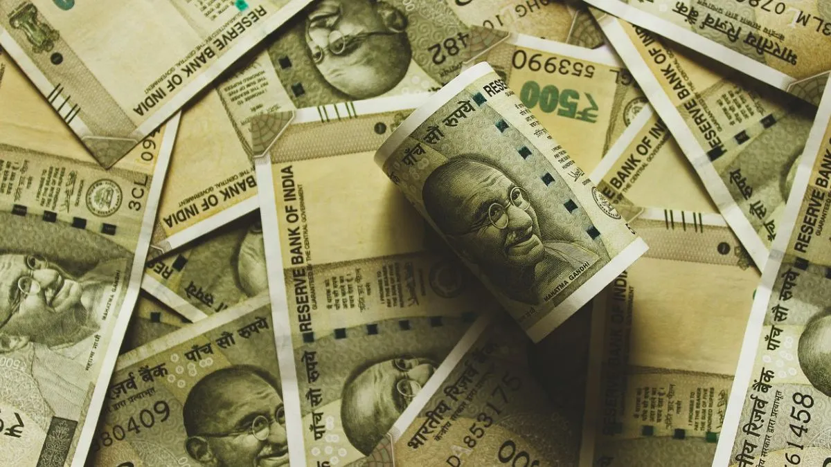 Kotak Mahindra Bank Fake FD Case- India TV Hindi