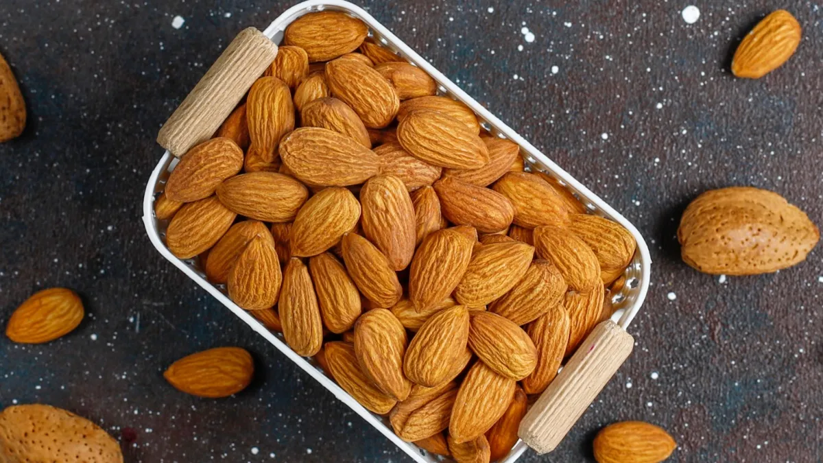 भीगे हुए बादाम खाने के फायदे- India TV Hindi