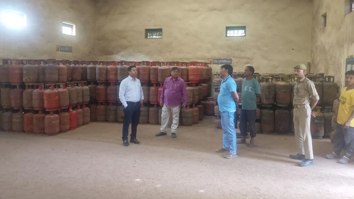 Noida Gas- India TV Hindi