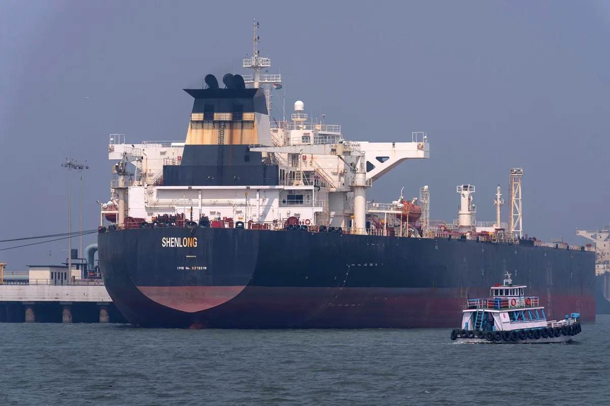 Oil tanker- India TV Hindi