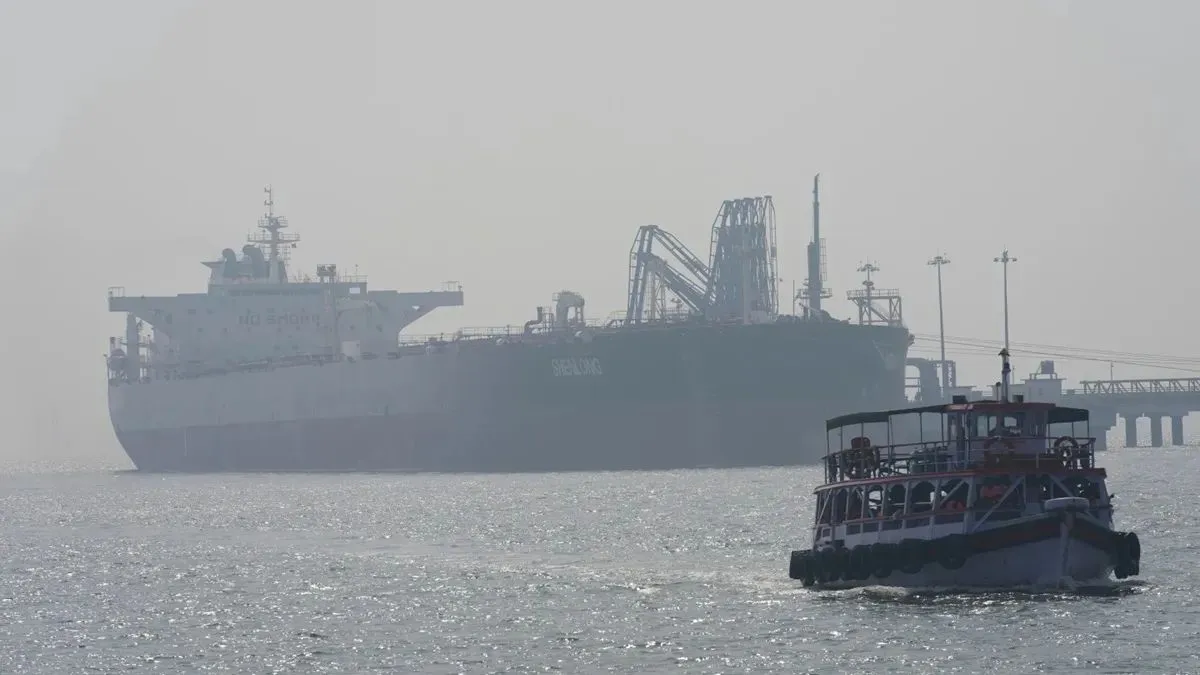 Hormuz Strait explained, Iran IRGC control shipping, global oil supply route crisis- India TV Hindi
