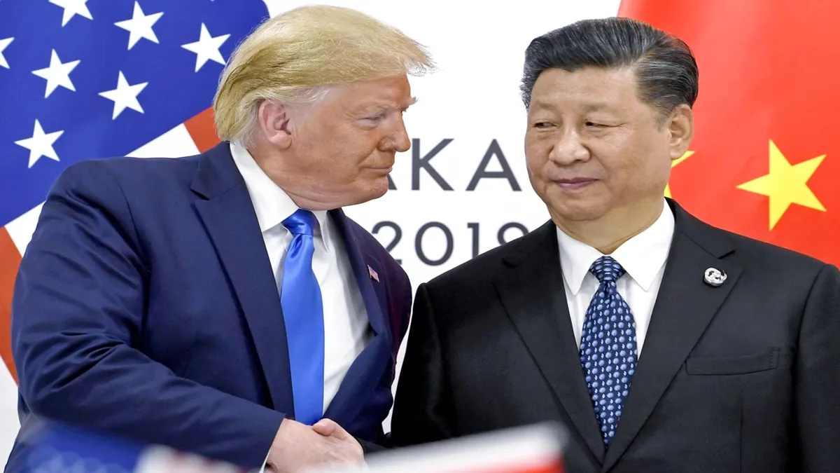 Donald Trump (L) Xi Jinping (R)- India TV Hindi