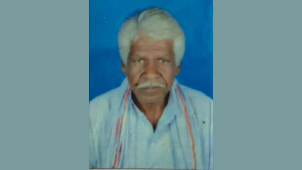 गैस की लाइन में खड़े पूर्व सरपंच की हुई मौत।- India TV Hindi