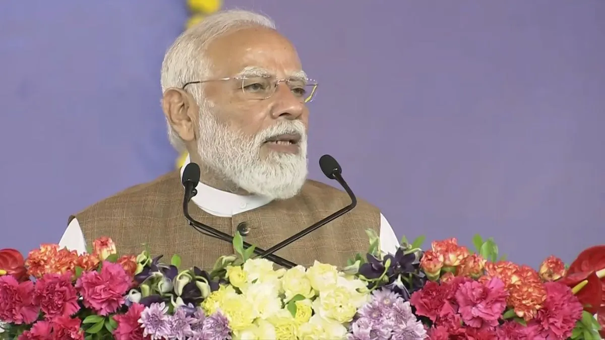 गुजरात के वाव-थराड में पीएम मोदी ने जनसभा को किया संबोधित।- India TV Hindi